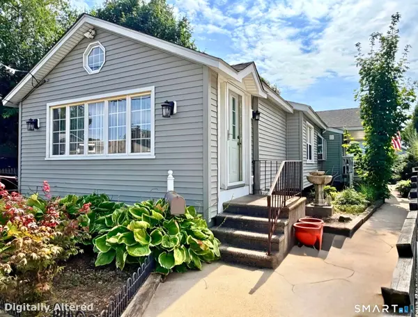 40 Andrews Avenue, Milford, CT 06460