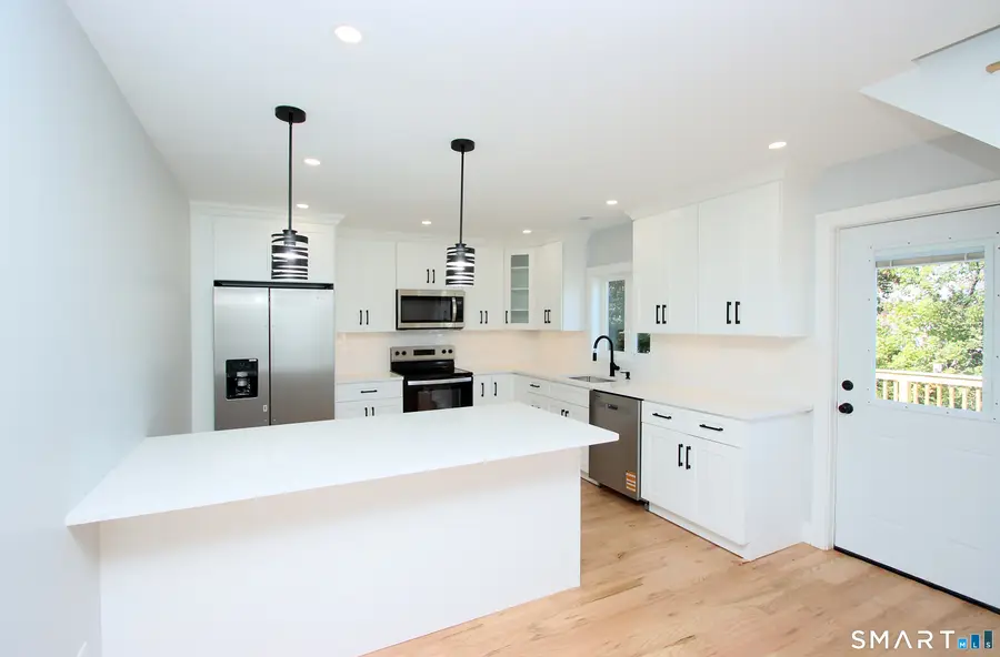 13 Francis Road, Danbury, CT 06810 - #2