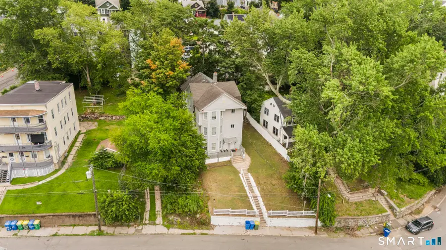 99 Lounsbury Avenue, Waterbury, CT 06706 - #2