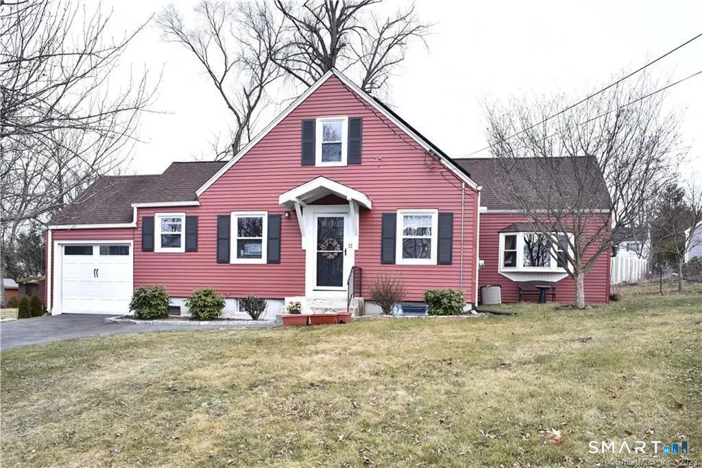 32 Barton Circle, North Haven, CT 06473 - #1