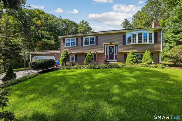 19 Greenacre Drive, Shelton, CT 06484