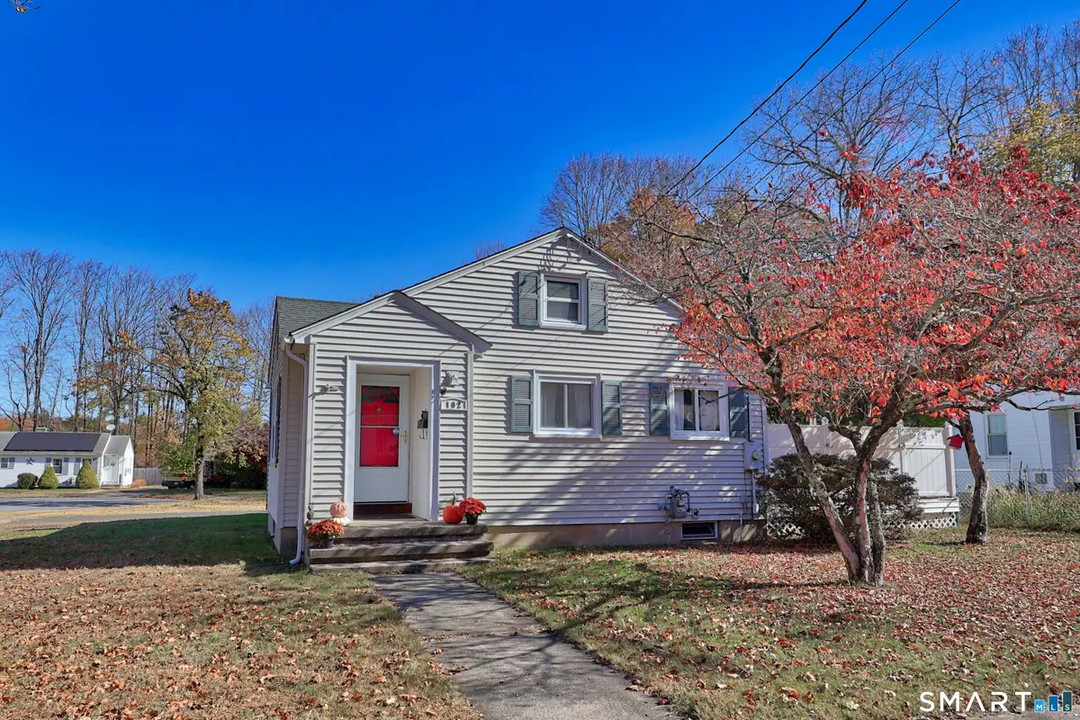102 Brookside Avenue, Naugatuck, CT 06770 - #1