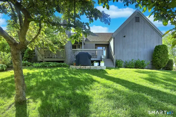 209 Acorn Lane #B, Stratford, CT 06614