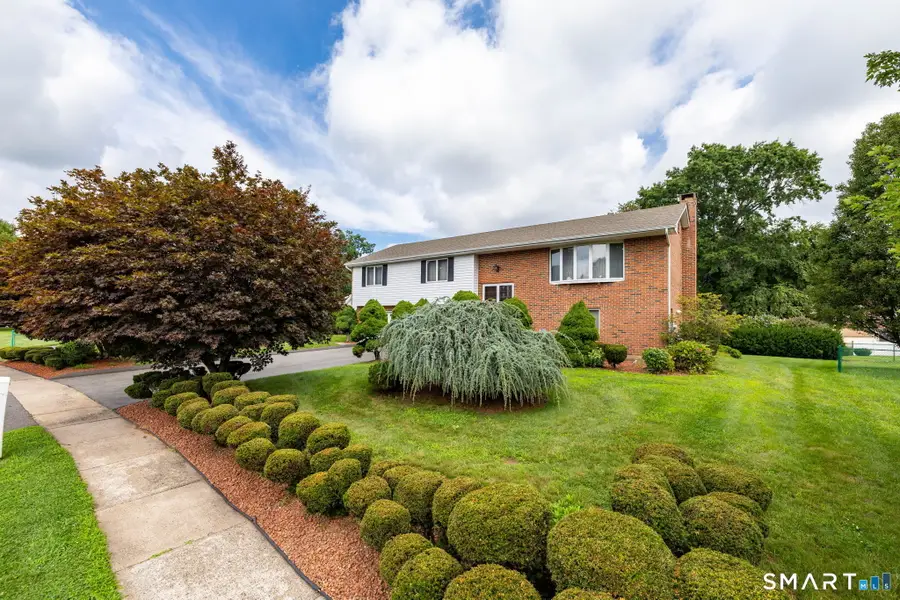 15 Colonial Drive, Wethersfield, CT 06109 - #3