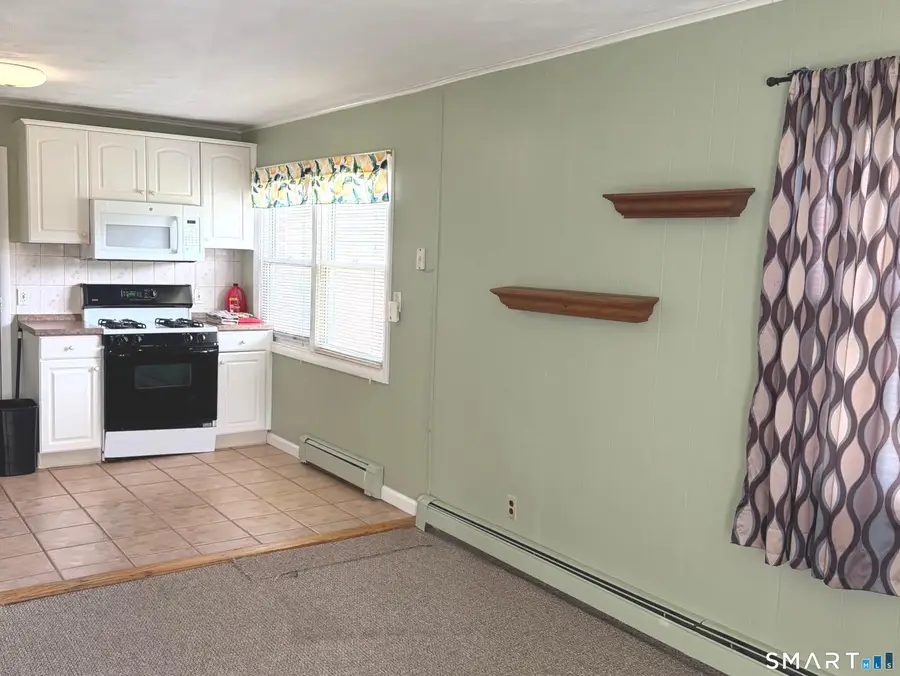 28 Singer Court, Stratford, CT 06614 - #3
