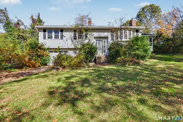 2 Davis Road, North Haven, CT 06473