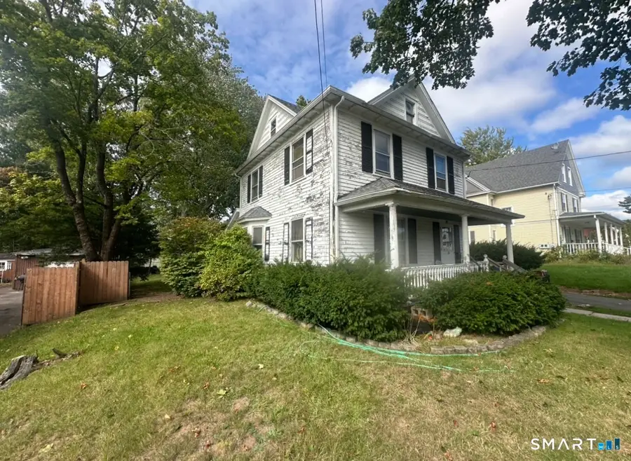 26 Holl Street, Manchester, CT 06040 - #3