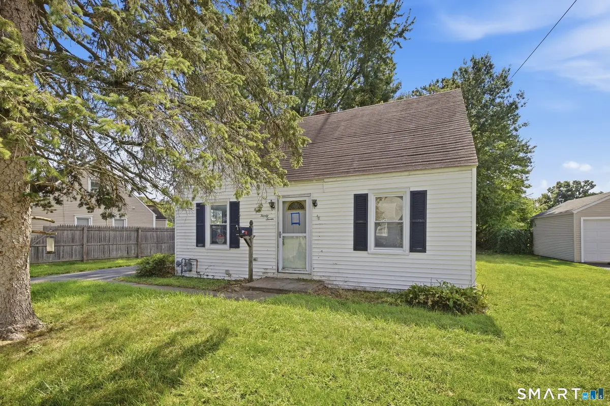 27 Hockanum Drive, East Hartford, CT 06118 - #1