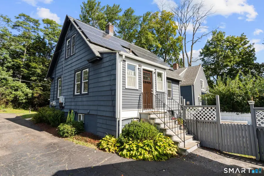 71 School Street, Fairfield, CT 06824 - #3