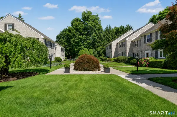 25 Indian Harbor Drive #3, Greenwich, CT 06830