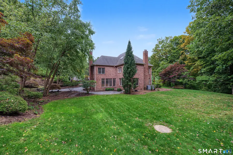 14 Pembroke Drive, Avon, CT 06001 - #3