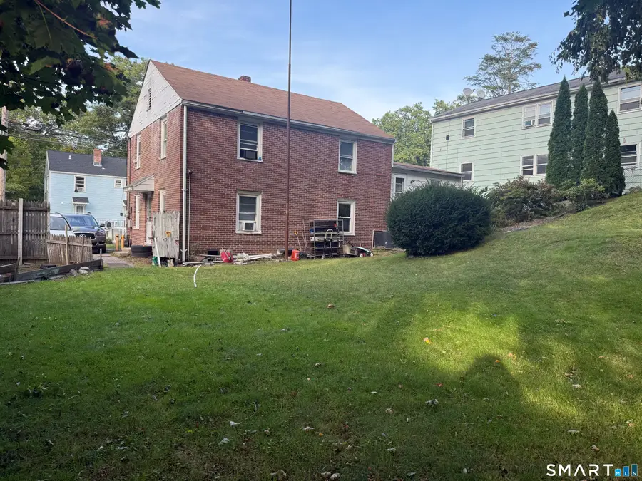 220 Priscilla Street, Bridgeport, CT 06610 - #2