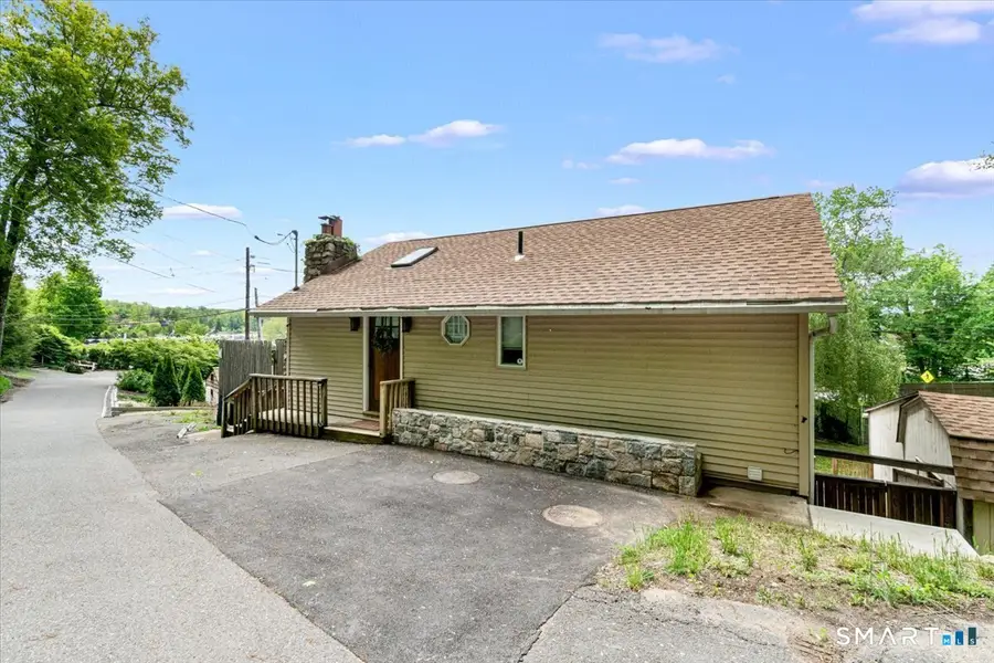 4 Candlewood Birches, Brookfield, CT 06804 - #2