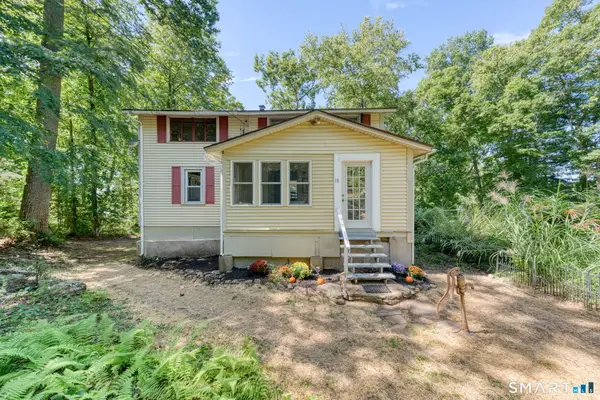 18 Brook Trail, East Hampton, CT 06424
