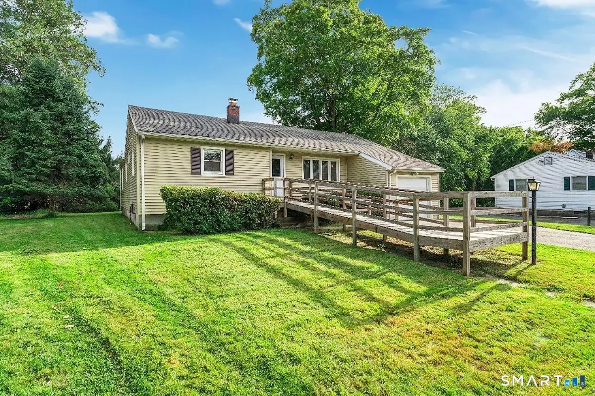 17 Greenbriar Circle, Fairfield, CT 06824 - #1