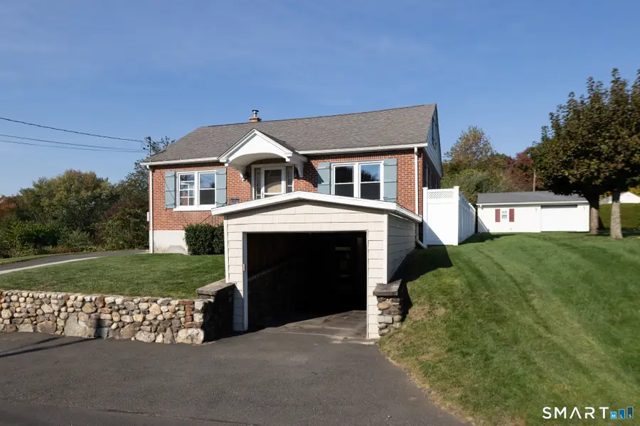 27 Kodak Street, Waterbury, CT 06704 - #2