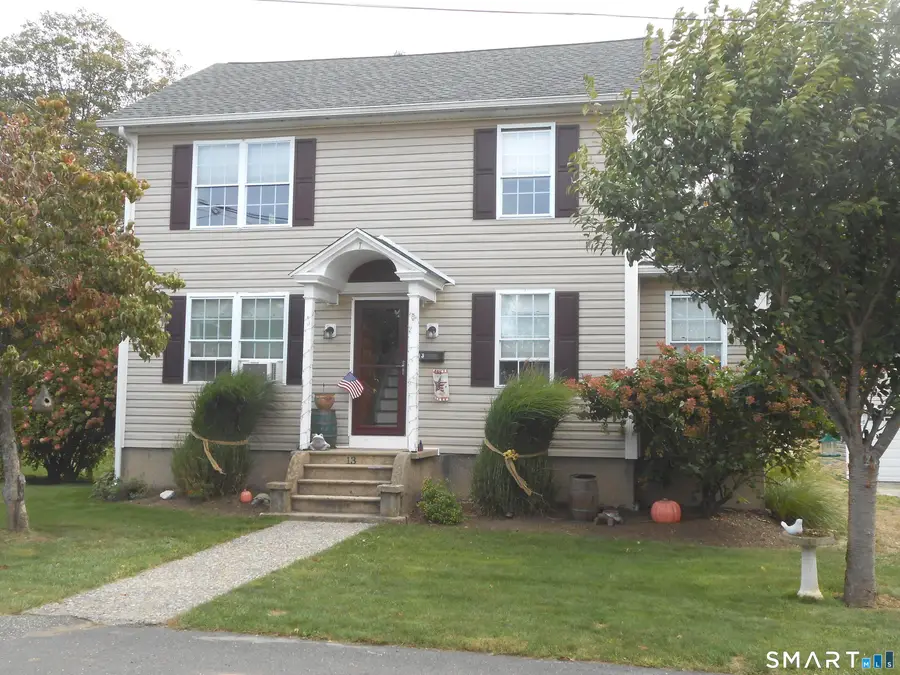 13 Burritt Place, Naugatuck, CT 06770 - #2