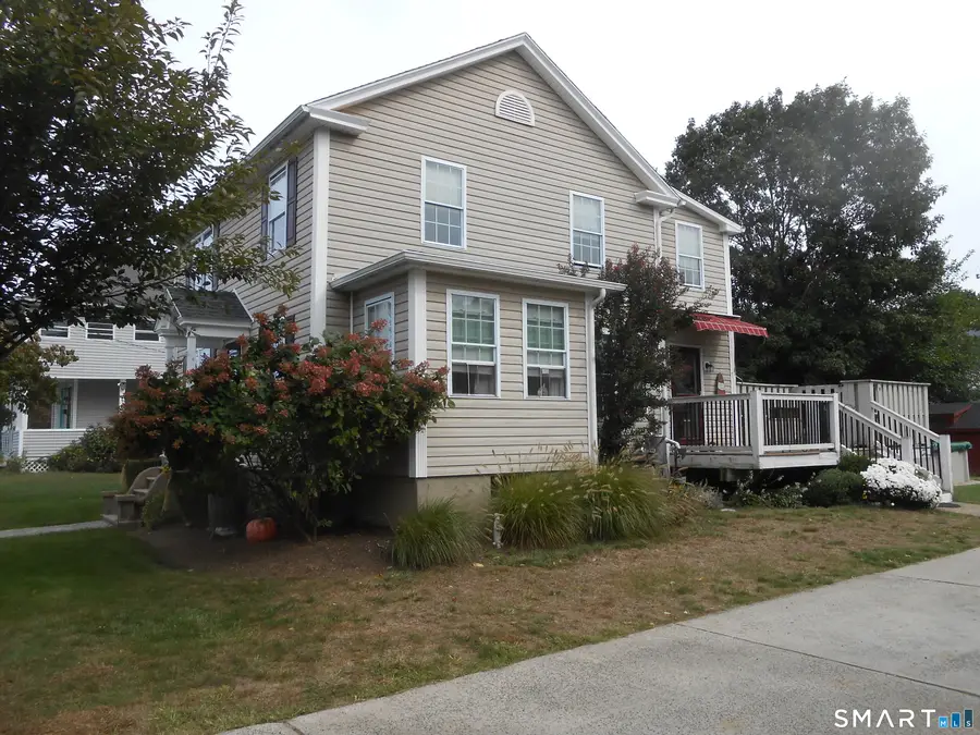 13 Burritt Place, Naugatuck, CT 06770 - #3