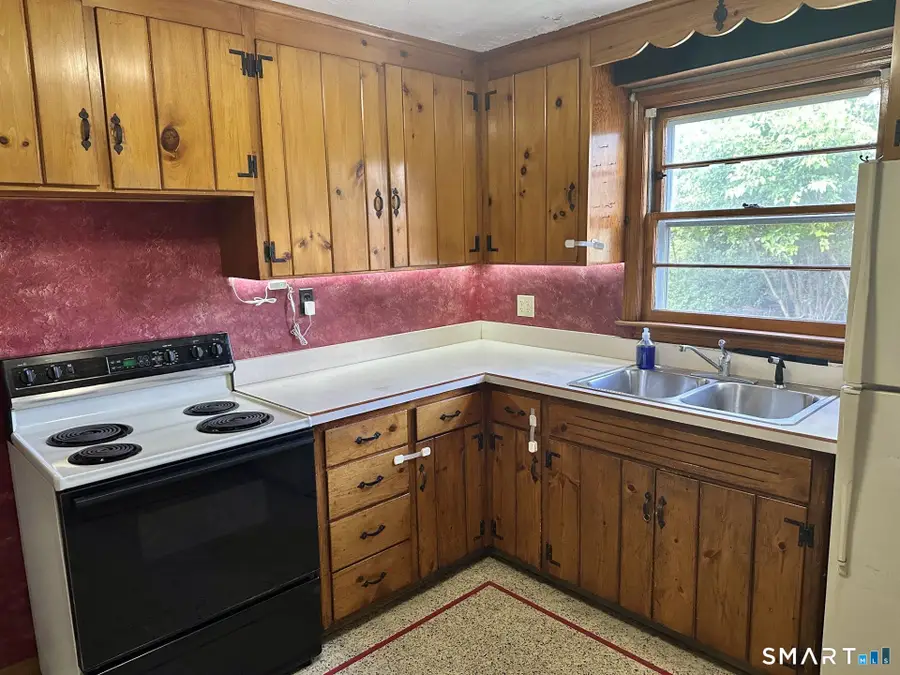 16 Bernside Drive, Bristol, CT 06010 - #3