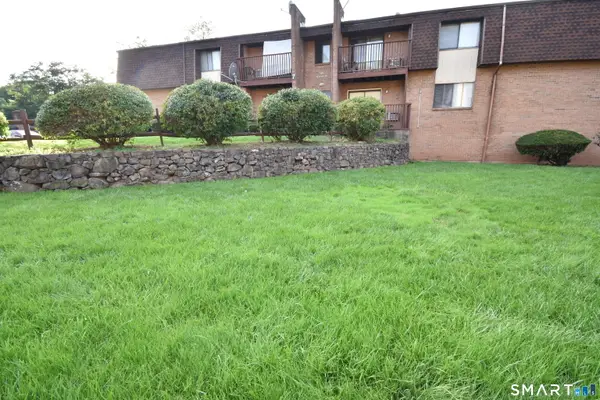 525 Crown Street #166, Meriden, CT 06450