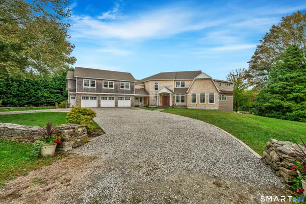 8 Montauk Avenue, Stonington, CT 06378