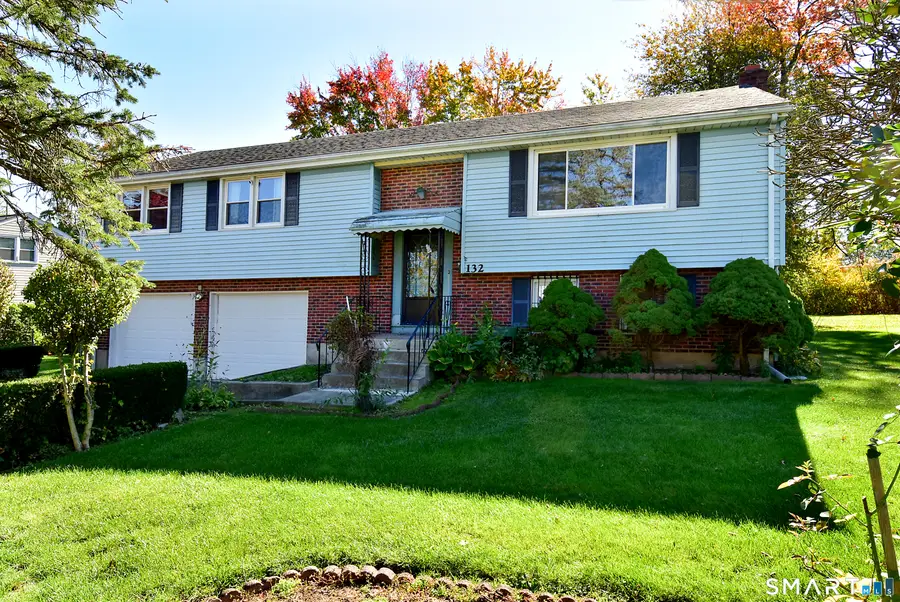 132 Ridge Crest Circle, Wethersfield, CT 06109 - #2