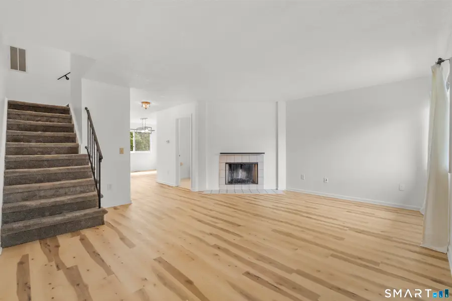 27 Crows Nest Lane #17G, Danbury, CT 06811 - #3