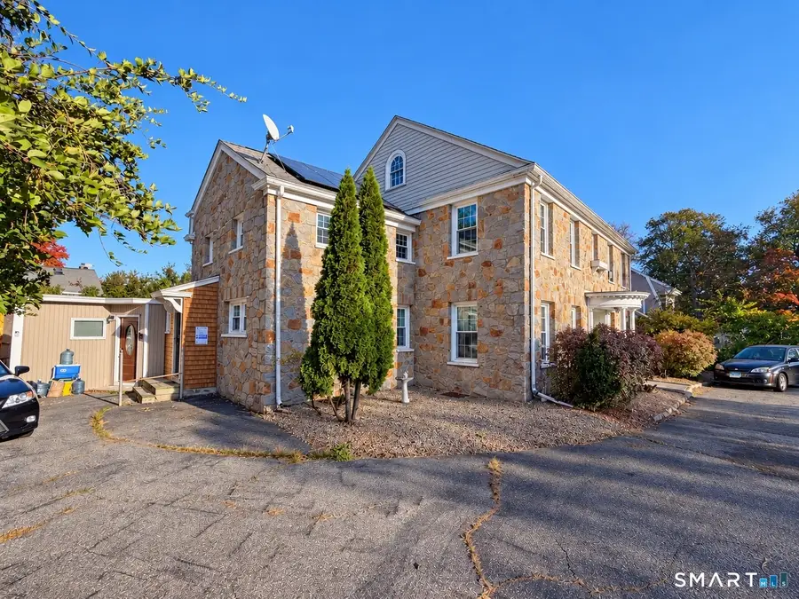 600 Brooklawn Avenue, Bridgeport, CT 06604 - #2