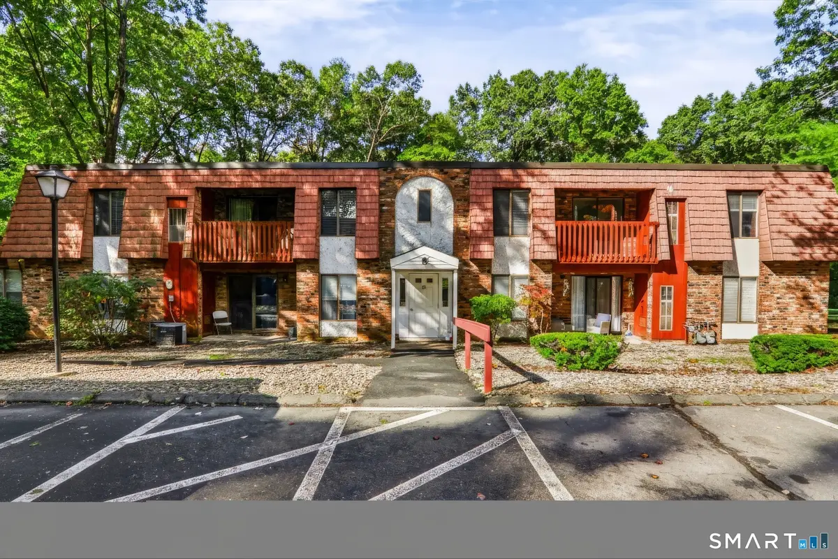 35 Woodsedge Drive #5B, Newington, CT 06111 - #1