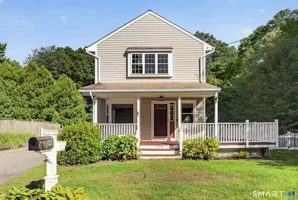 123 Field Road, Cromwell, CT 06416