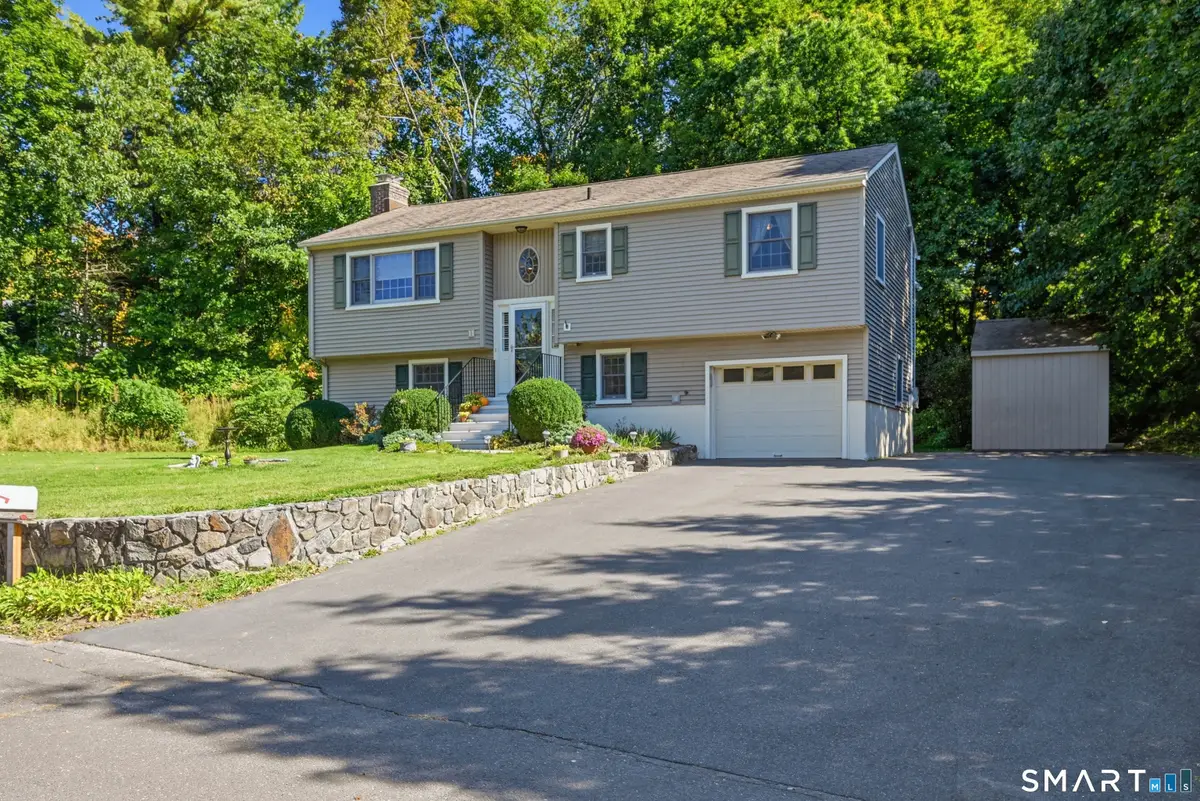 11 Delview Drive, Danbury, CT 06811 - #1
