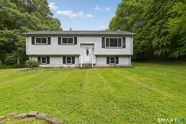 33 Deer Ridge Road, Stonington, CT 06378