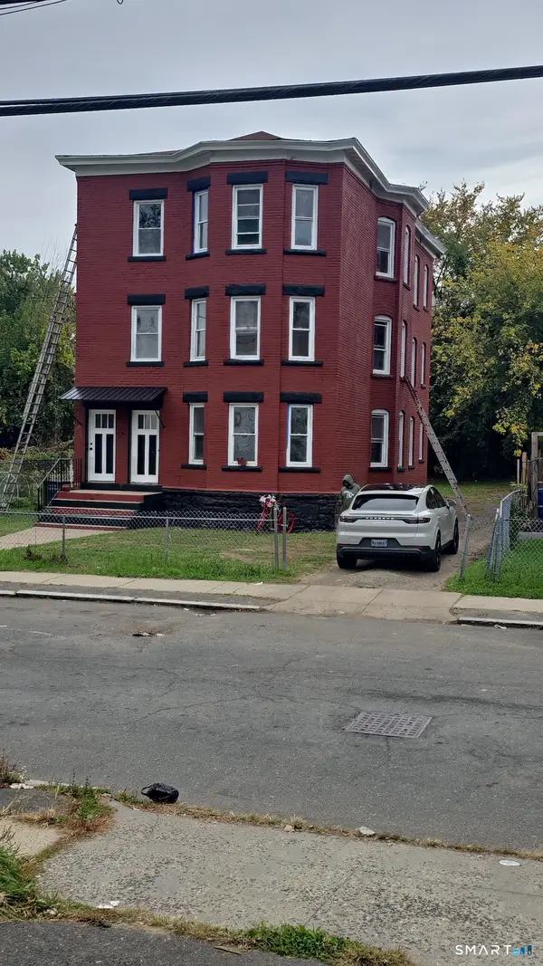 30-32 Cabot Street, Hartford, CT 06112