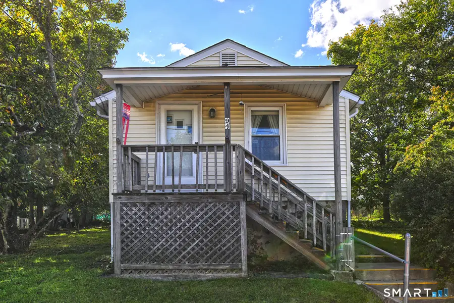 94 Robart Street, West Haven, CT 06516 - #3