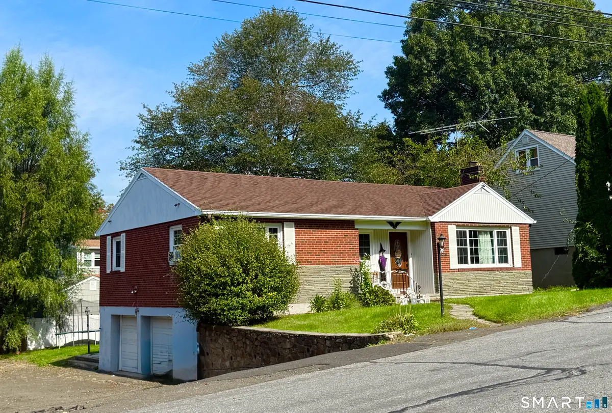 406 Lakeside Drive, Bridgeport, CT 06606 - #1