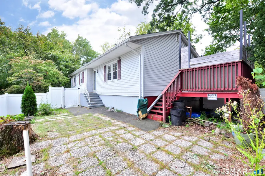 21 Emma Street, West Haven, CT 06516 - #2