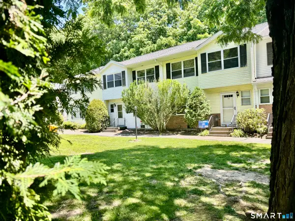 25 Padanaram Road #77, Danbury, CT 06811