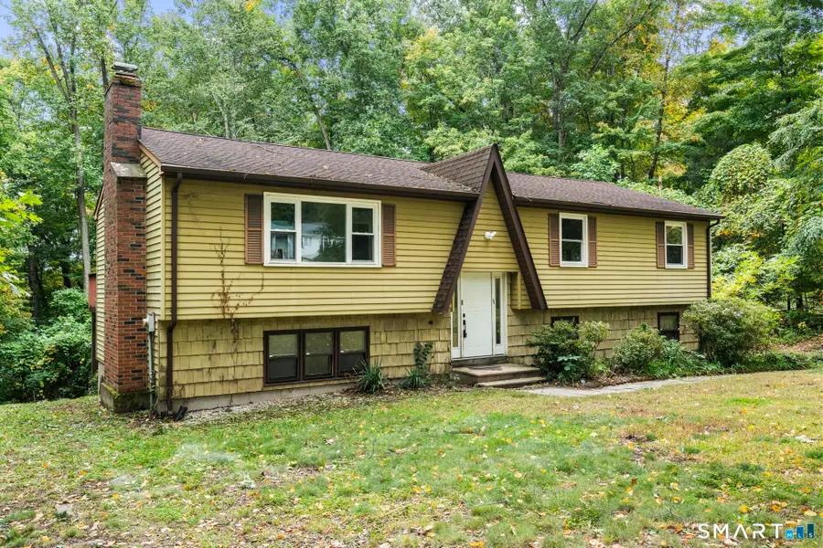 32 Woodhaven Drive, Burlington, CT 06013 - #2