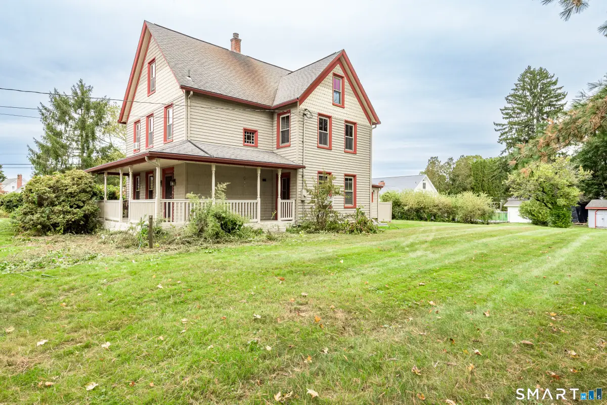 653 Vauxhall St Extension, Waterford, CT 06385 - #1