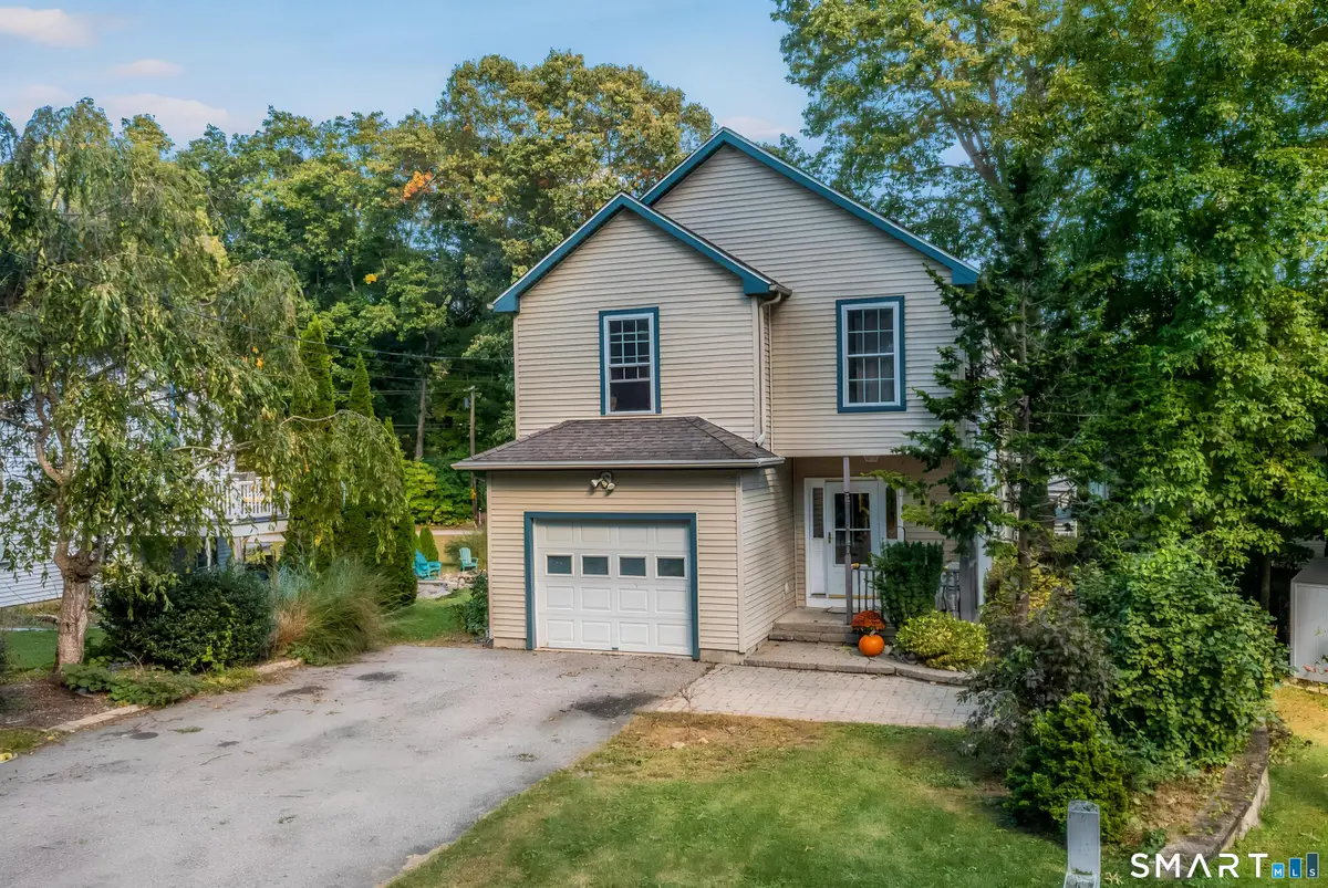 25 Oakwood Road, Niantic, CT 06357 - #1