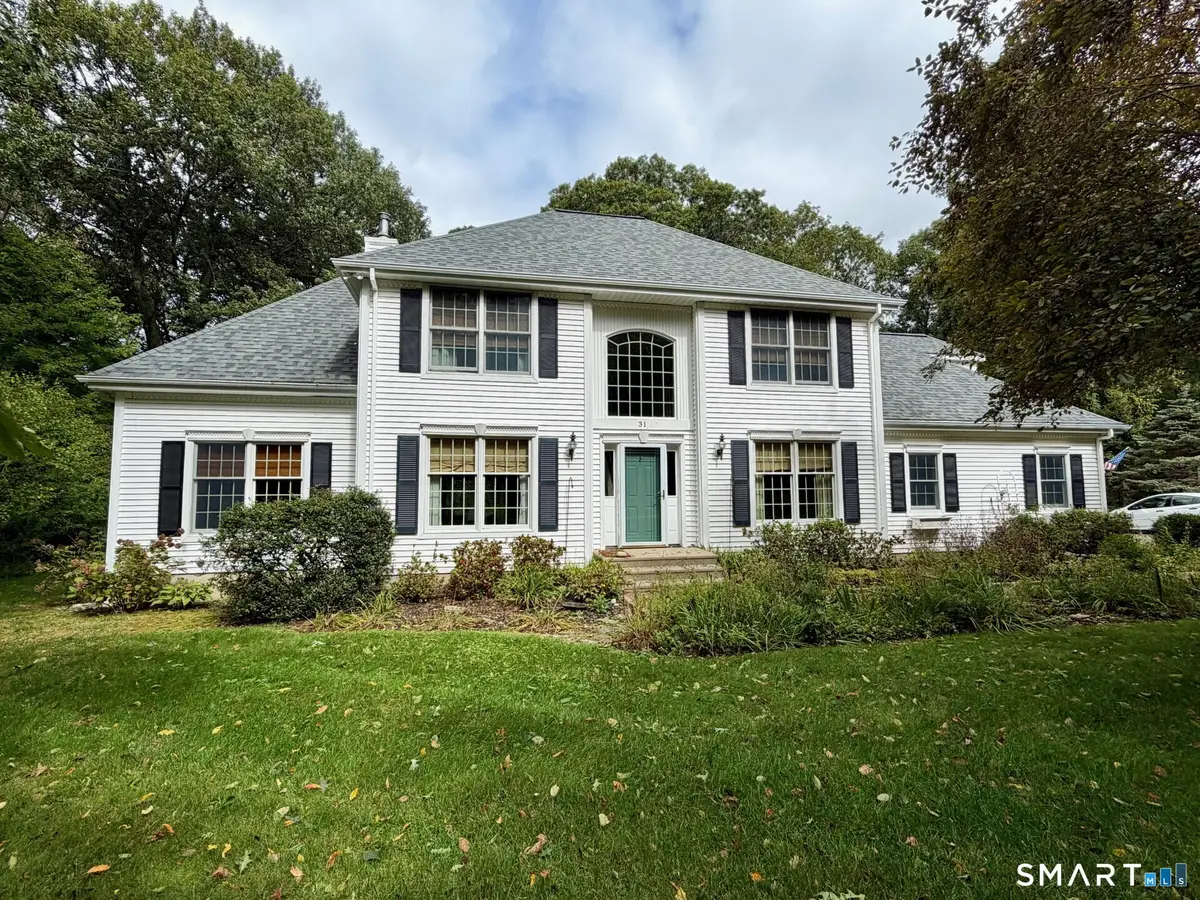 31 Paula Lane, Waterford, CT 06385 - #1