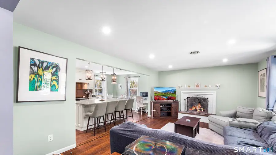 11 Island Heights Circle, Stamford, CT 06902 - #3
