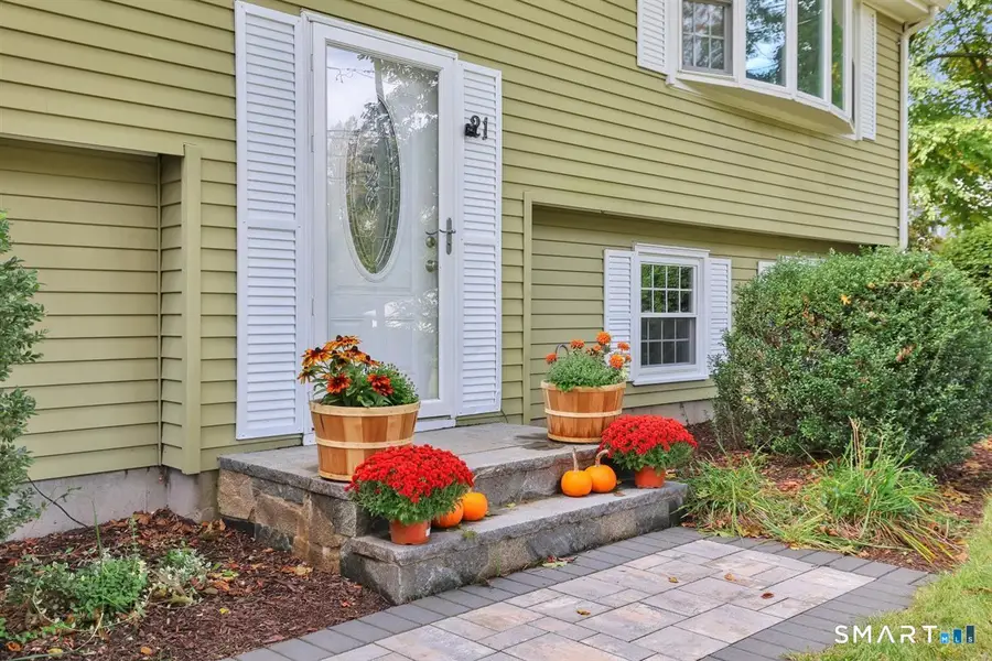 21 Silversmith Road, Unionville, CT 06085 - #2