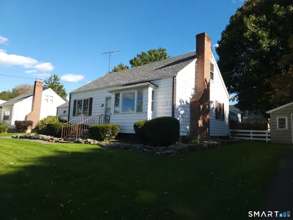 17 Hoover Street, Milford, CT 06460