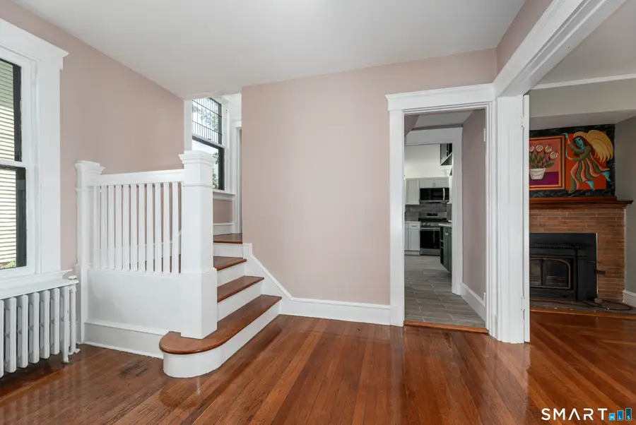 813 Edgewood Avenue, New Haven, CT 06515 - #3