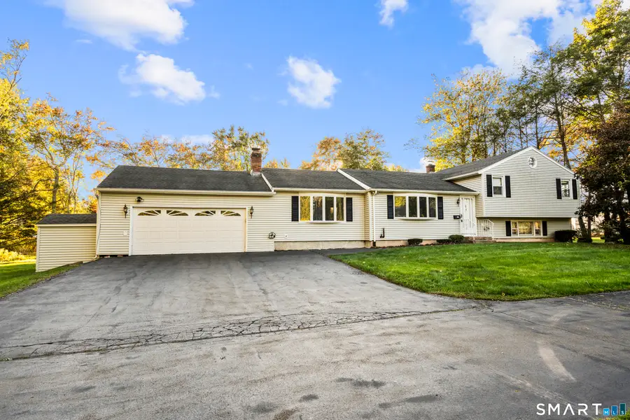 11 Peters Court, North Haven, CT 06473 - #2