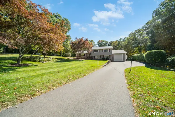 5 Twin Rocks Drive, New Fairfield, CT 06812