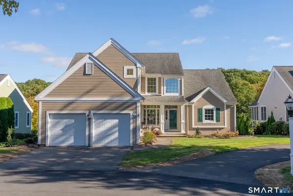 7 Lord Brook #7, Cromwell, CT 06416