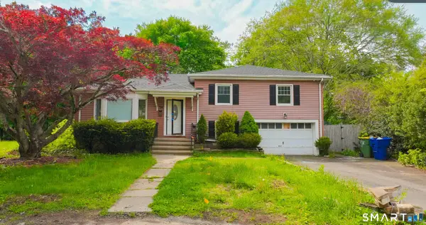 24 Sunfield Circle, Waterbury, CT 06708