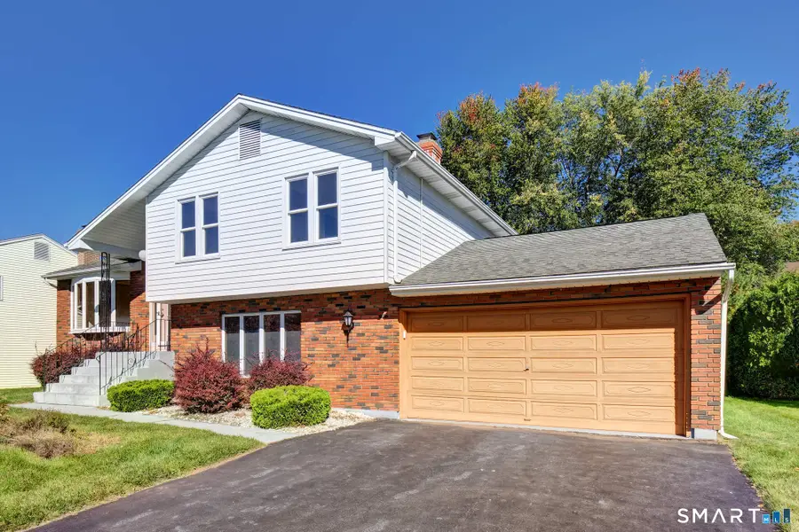 107 Patriot Lane, Newington, CT 06111 - #2